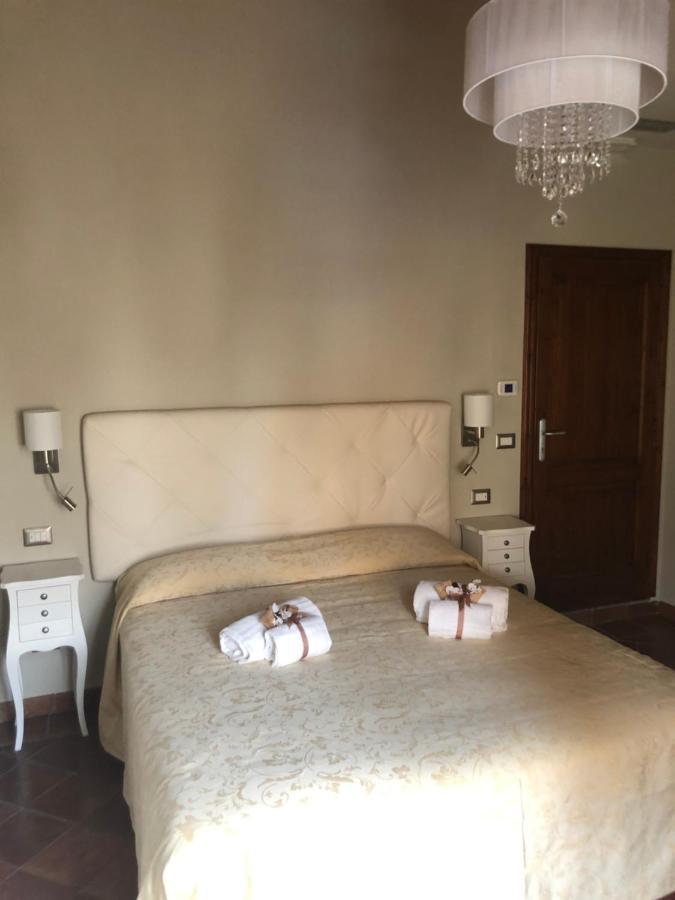 B&B La Loggia E L'Orologio 카스틸리오네델라고 외부 사진