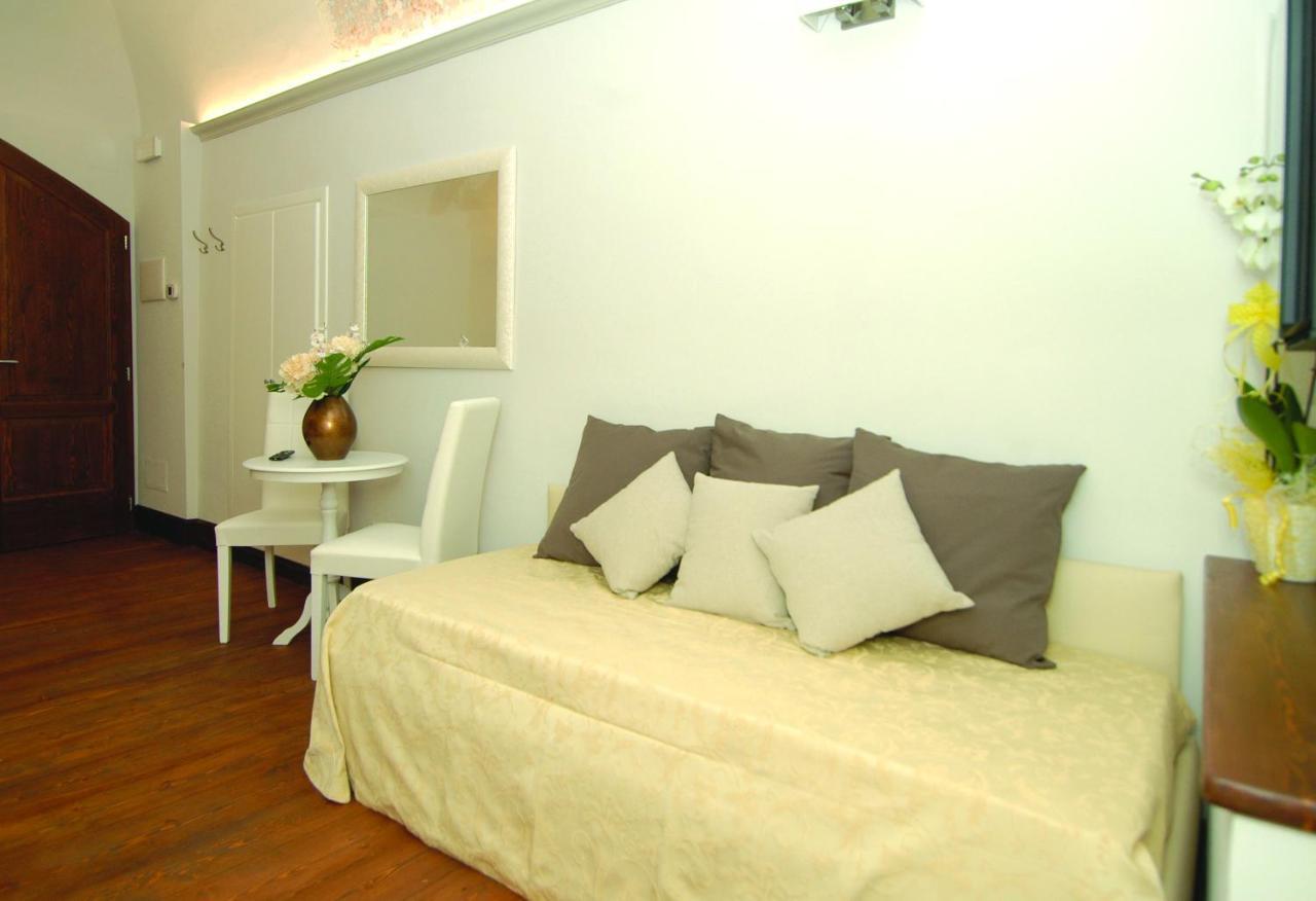 B&B La Loggia E L'Orologio 카스틸리오네델라고 외부 사진